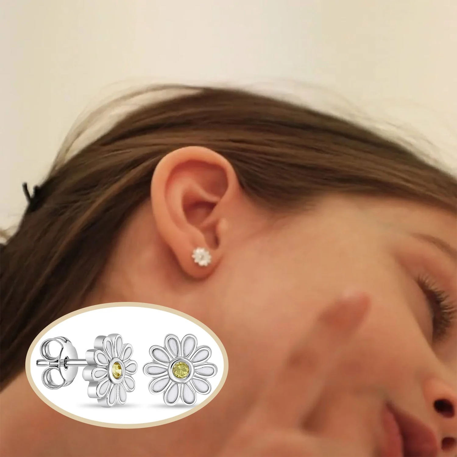 925 Sterling Silver Kids Daisy Earrings - Image 4