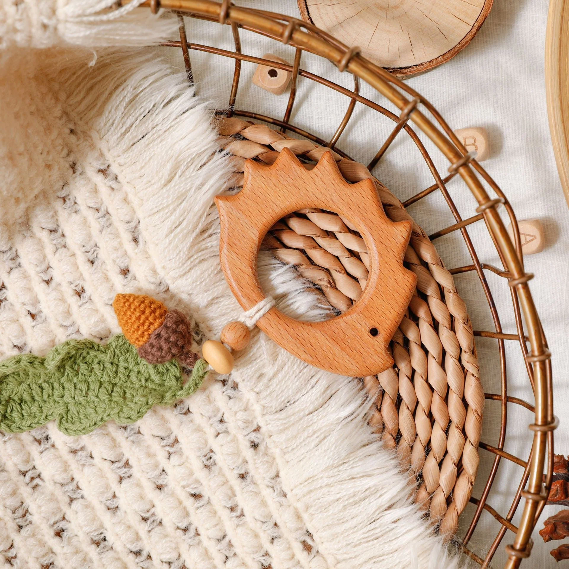 Baby beech teether ornaments teething toy-Hedgehog - Image 2