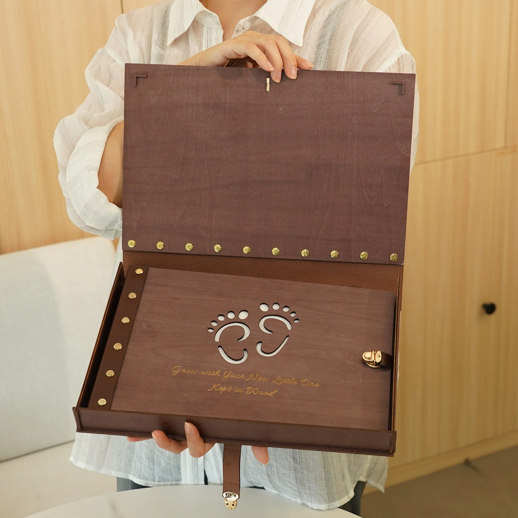 Wooden Baby Photo Album – Footprint Cover - Image 11