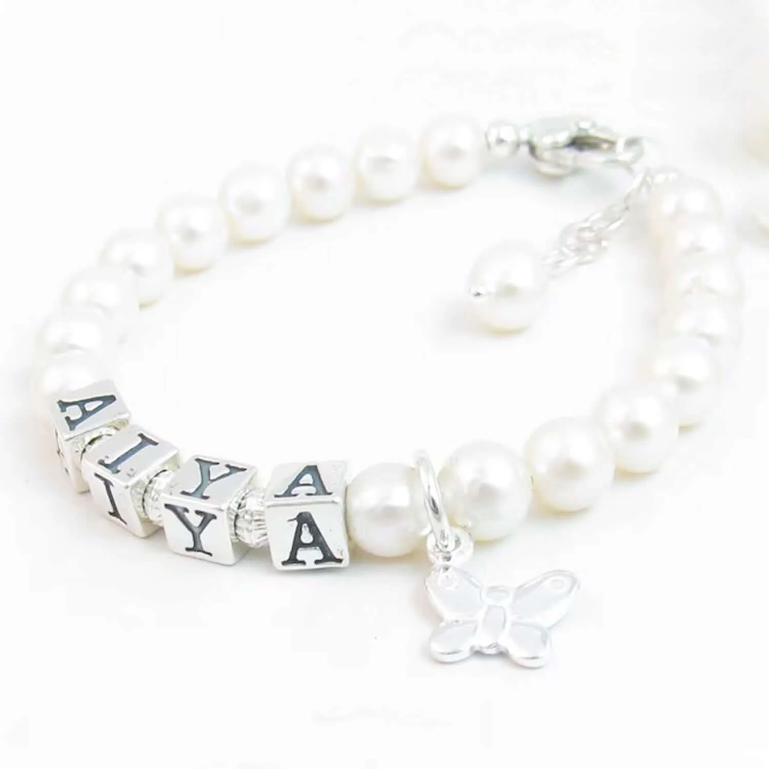 Personalized Pearl Baby and Girl‘s Name Bracelet for First Communion Gift - Image 3
