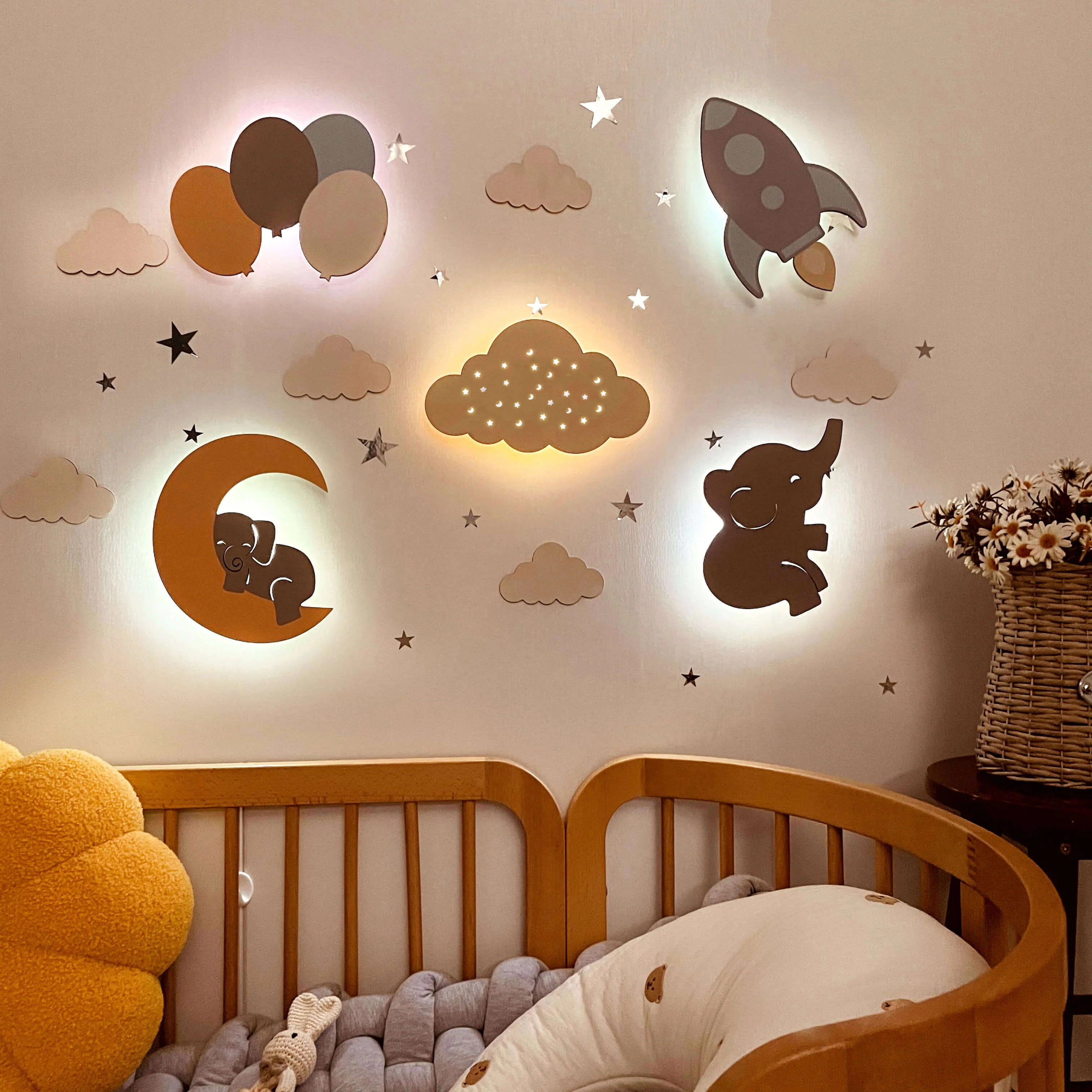 Wooden Baby's Room Wall Light Set - Image 3